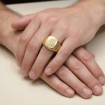 Christian geel gouden diamanten cachet ring