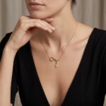 Geel gouden fantasie zirkonia hanger