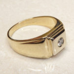 Cachet ring met diamant