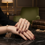 Wit gouden verlovingsring met briljant