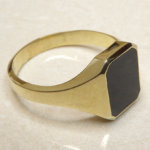 Gouden cachet ring met heliotroop
