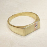 Tricolor gouden cachet ring met diamant