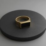 Gouden onyx cachet ring