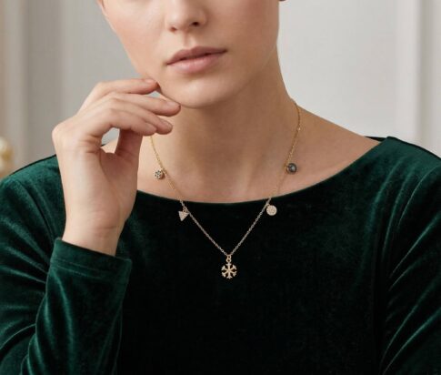 14 karaat gouden zirkonia bedelketting