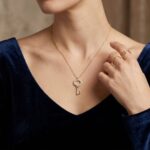 Gouden zirkonia sleutel hanger
