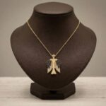 Gouden zirkonia engel hanger