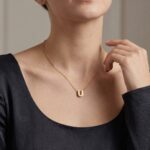 Gouden ketting met U hanger