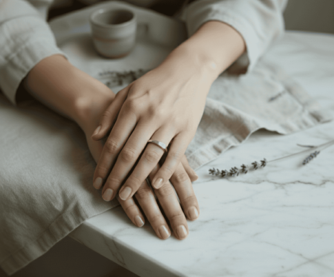 Christian wit goud ring met 1 diamant