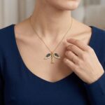 Gouden zirkonia engel hanger