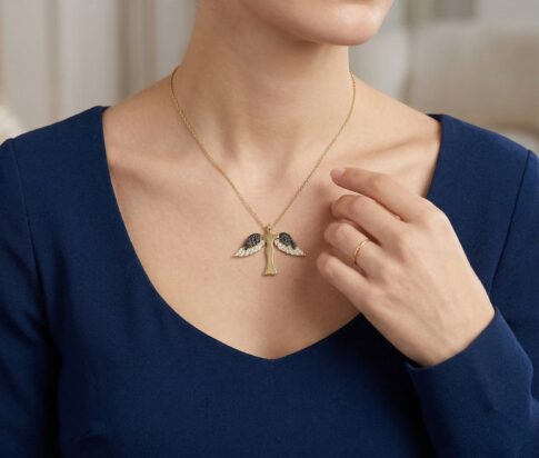 Gouden zirkonia engel hanger