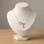Geel gouden fantasie zirkonia hanger