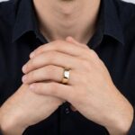 Gouden zegelring met onyx en diamanten