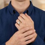 Geel en wit gouden cachet ring met diamant