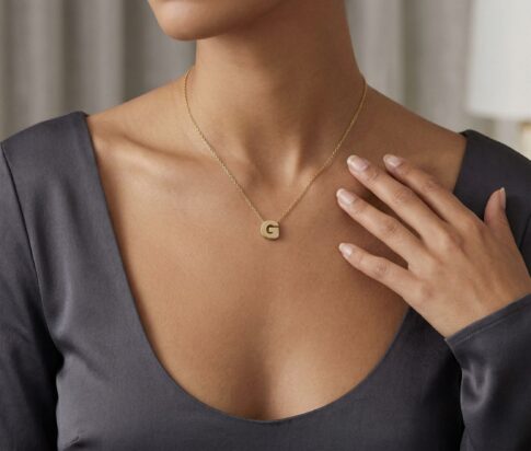 Gouden ketting met G hanger