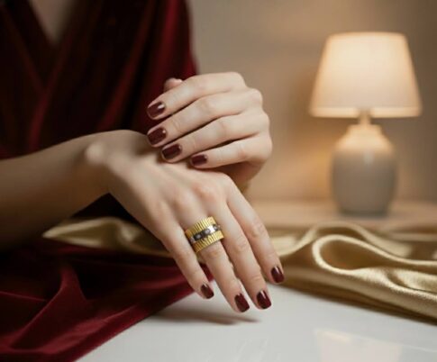 Zilveren ring met zirkonia