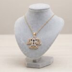 Tricolor gouden zirkonia engel hanger