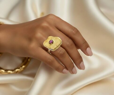 Zilveren ring met paarse toermalijn