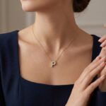 Gouden ketting met P zirkonia hanger