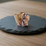 Zilveren ring met ruwe grossulaar