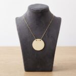 Geel gouden ketting met ronde hanger