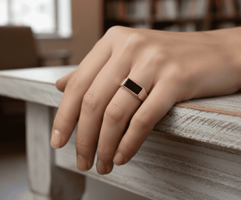 Geel gouden zegelring met onyx