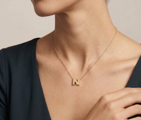 Gouden ketting met N hanger