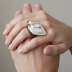 Zilveren double ring met parelmoer