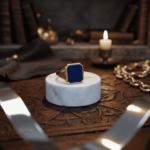 Gouden blauwe lagensteen cachet ring