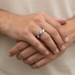 Gouden cachet ring met lapis lazuli