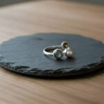 Zilveren ring met labradoriet en rookkwarts