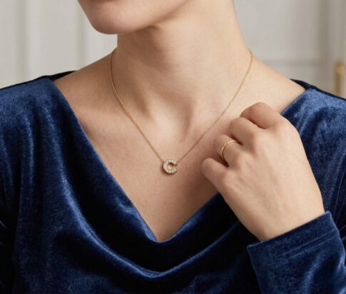 Gouden ketting met C zirkonia hanger