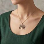 Gouden boom hanger met zirkonia