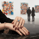 Gouden blauwe lagensteen cachet ring