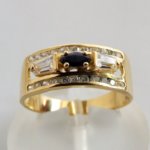 Gouden ring met saffier en zirkonia