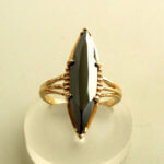 14 karaat gouden ring met hematiet
