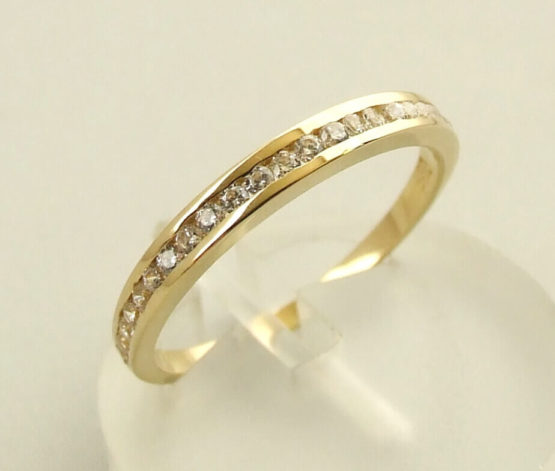 Christian gouden 14 karaat zirkonia ring