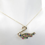 Gouden gekleurde zirkonia zwaan hanger