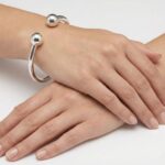 Zilveren slavenarmband