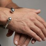 Zilveren slavenarmband