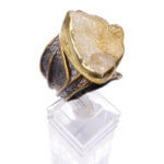 Zilveren ring met ruwe kwarts