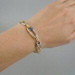 Bicolor gouden armband met saffier