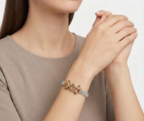 Christian wit gouden armband