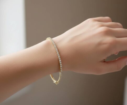 Christian geel gouden zirkonia armband