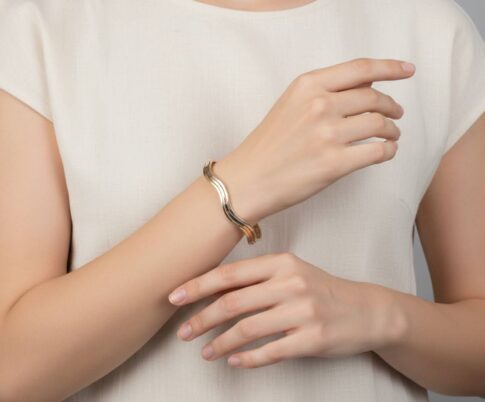 Gouden Christian slavenarmband golvend model