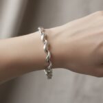 Christian wit goud armband