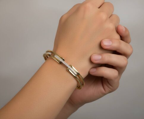 14 karaat Christian gouden bicolor armband