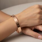 Christian rose gouden slavenarmband