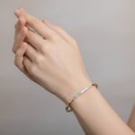 Goud Christian slavenarmband met diamanten