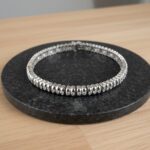 Christian wit gouden armband met diamanten