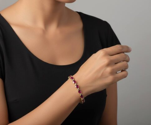 Christian robijn armband